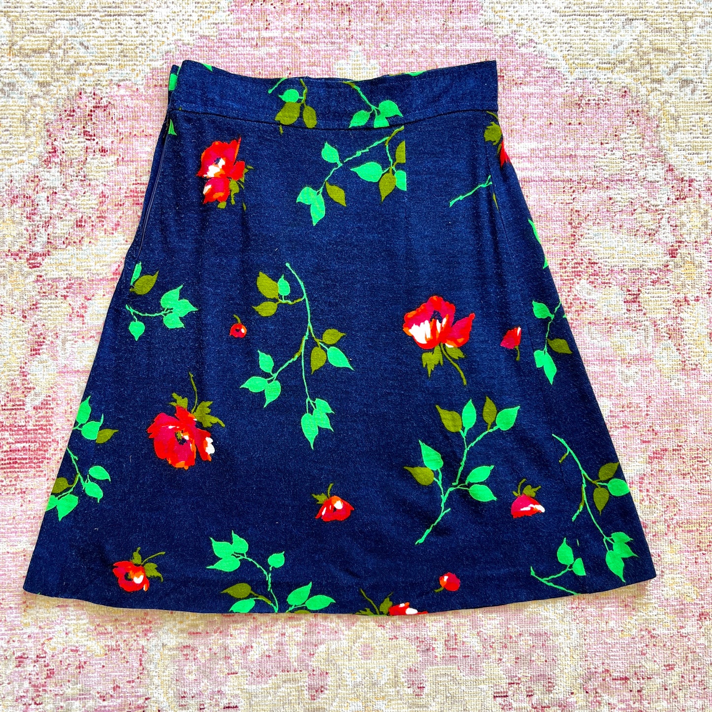 [AS-IS] 1960s Rose Print Jersey Skirt | small